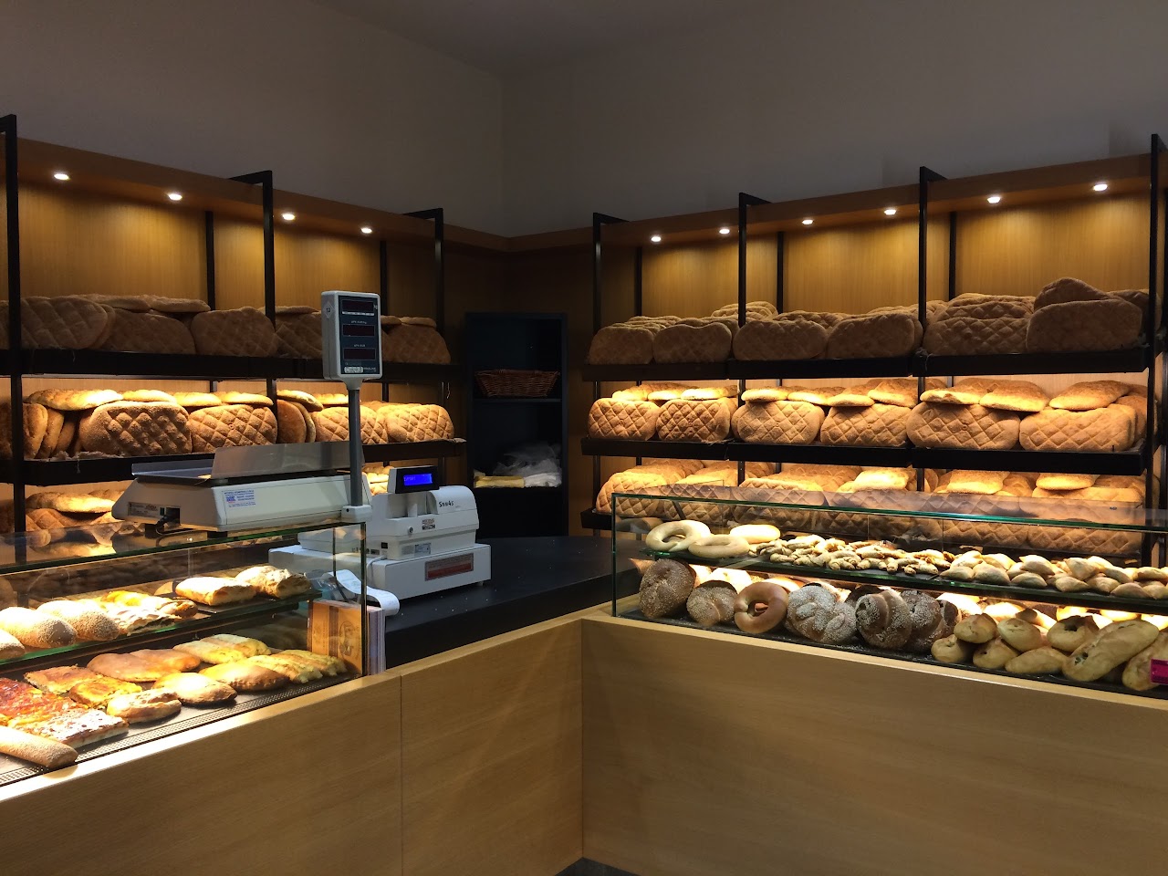 Archagelitissa Bakery